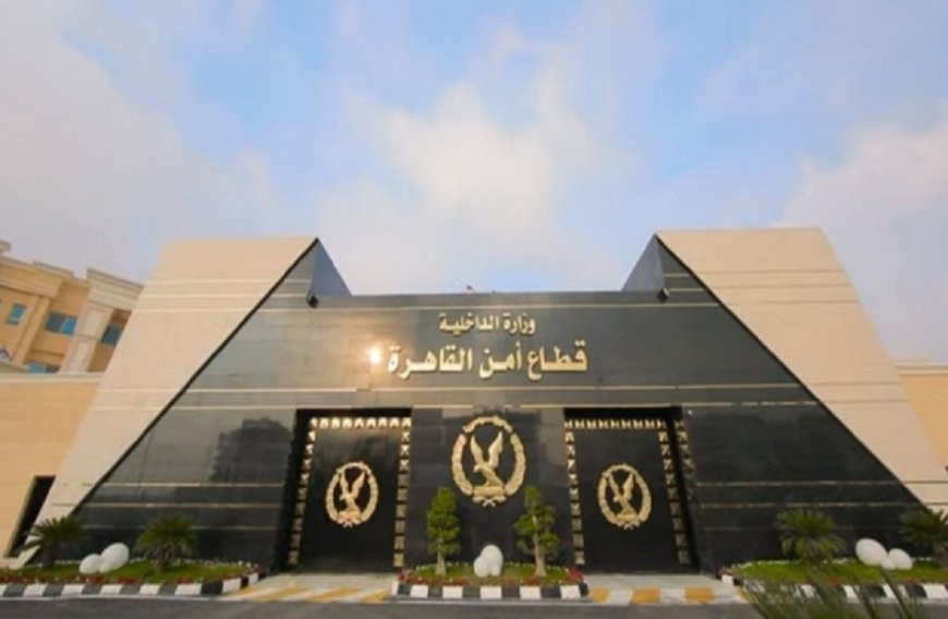إلقاء القبض قائدة دراجة نارة بالسير برعونة وبدون لوحات معدنية وأداء حركات إستعاضية بالقاهرة
