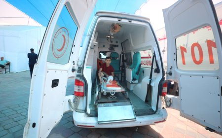 الهلال الأحمر يستضيف 88 مريضًا ومرافقًا ويشارك في إجلائهم إلى الأردن بتنسيق منظمة الصحة العالمية