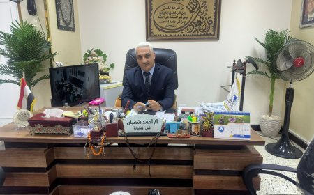 الاستاذ أحمد شعبان دينمو التعليم  بالقاهرة  وكيل مديريه التربية والتعليم بالقاهرة الطالب اولآ تحت اى ظروف