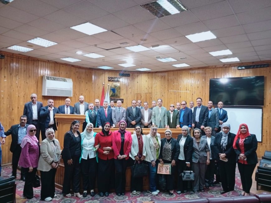 فى إطار خطة مديرية التربية والتعليم بالقاهرة للاستعدادات  إنتخابات مجلس النواب 2025م