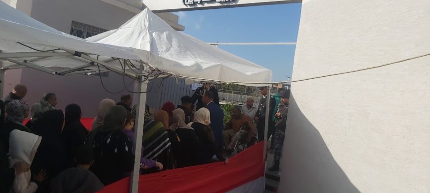 إقبال كثيف على لجان البساتين وصقر قريش فى اليوم الثاني لانتخابات مجلس النواب