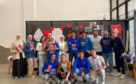 خمسة عشر عامًا من العطاء: كيف قاد الاتحاد المصري لطلاب الصيدلة رحلة التبرع بالدم في مصر؟