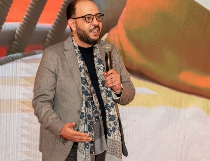 " مولانا القائد " الشقيق الأكبر لعائلات هانيمكس HANIMEX يحتفل بعيد ميلاده وسط الأهل والأصدقاء