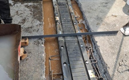 بسرعه البرق الرد على استغاثة أهالي المطرية  من محافظ القاهرة :  بالتدخل العاجل لصيانه الكوبري المشار إليه