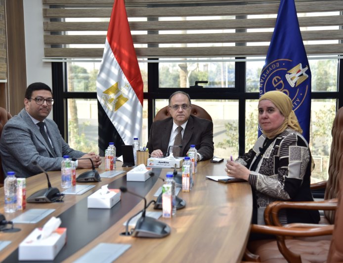 هيئة الدواء المصرية تشارك في الاجتماع الافتراضي لمدير عام وكالة الأدوية الإفريقية لتعزيز التكامل التنظيمي بالقارة