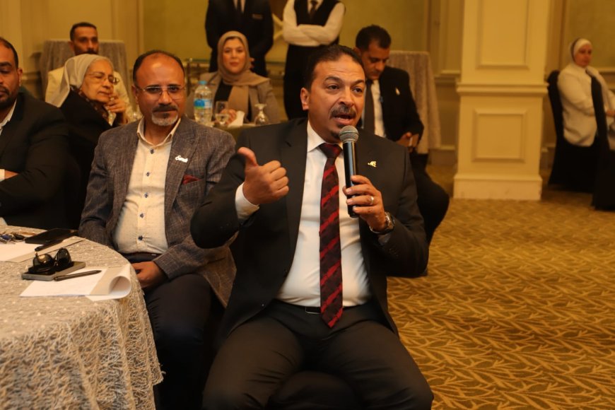 وزير العمل يفتتح ندوة توعوية بالقاهرة حول أحكام تشغيل المرأة والطفل بقانون العمل الجديد..ويجيب على استفسارات المشاركين