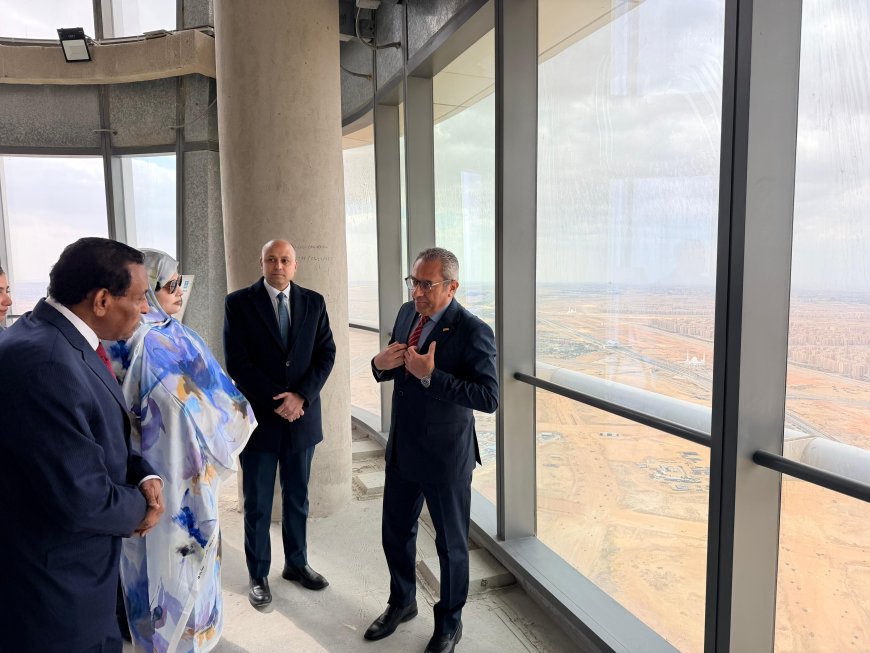 رئيس وزراء السودان من قلب البرج الأيقوني: تجربة مصر ملهمة ونطمح لتكرارها