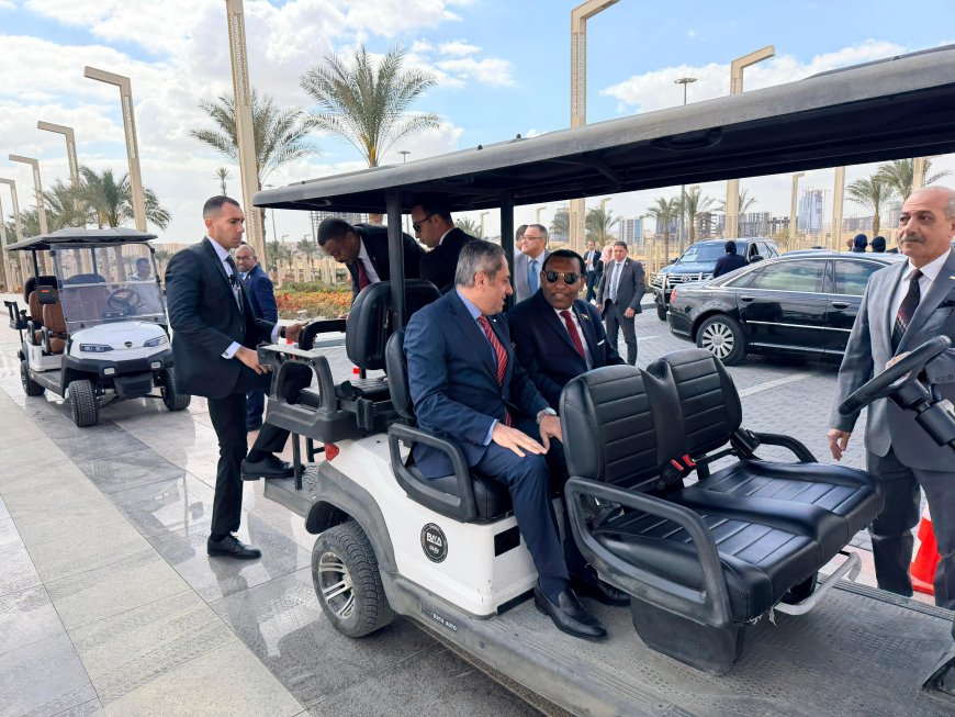 رئيس وزراء السودان من قلب البرج الأيقوني: تجربة مصر ملهمة ونطمح لتكرارها