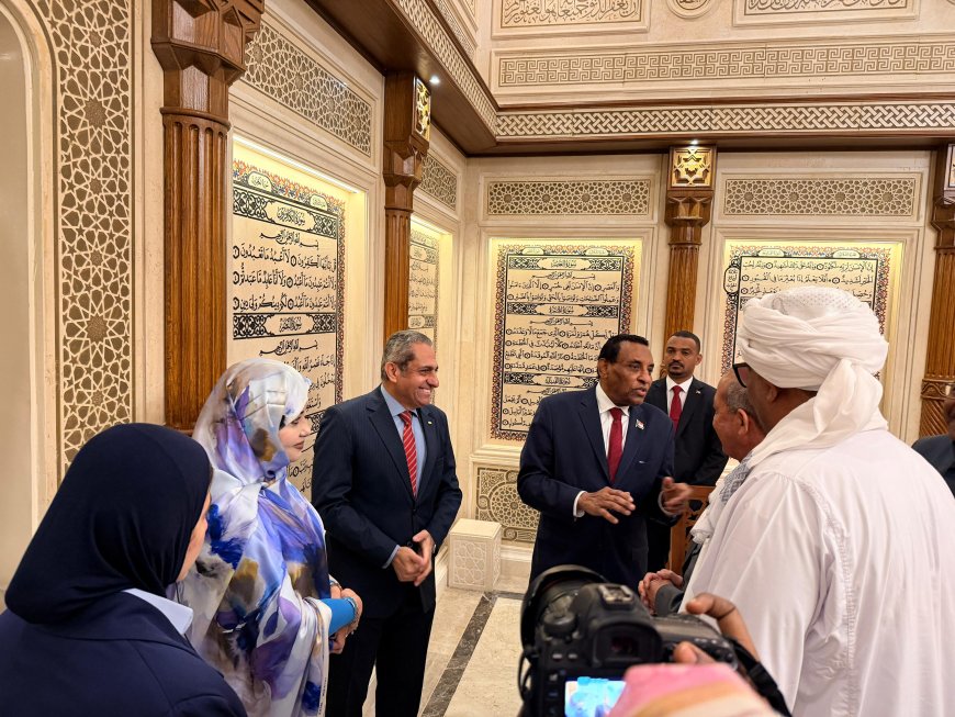 رئيس وزراء السودان من قلب البرج الأيقوني: تجربة مصر ملهمة ونطمح لتكرارها