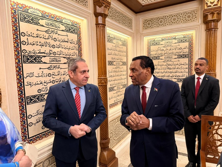رئيس وزراء السودان من قلب البرج الأيقوني: تجربة مصر ملهمة ونطمح لتكرارها