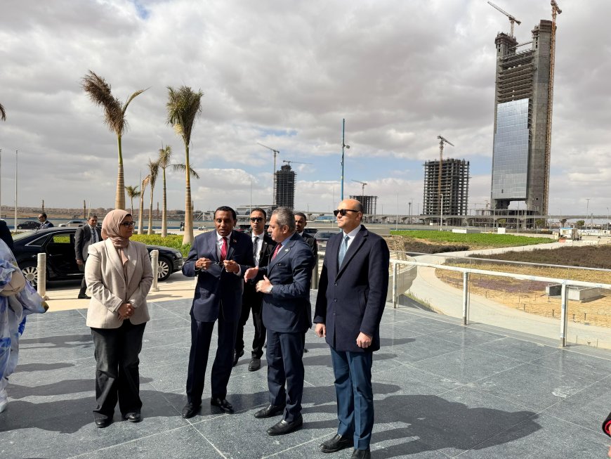 رئيس وزراء السودان من قلب البرج الأيقوني: تجربة مصر ملهمة ونطمح لتكرارها