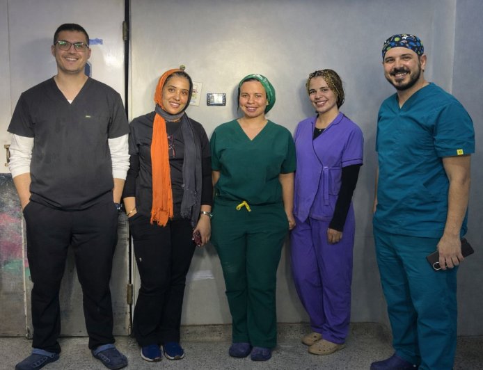 مستشفى المنيرة العام تنقذ شابًا عقب تعرضه لحروق شديدة من الدرجة الثالثة