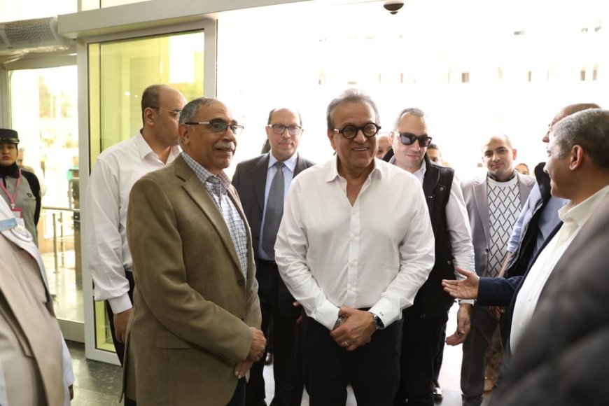 الصحة يتفقد المبنى الجديد بمستشفى صدر العباسية ويوجه بسرعة تجهيزه تمهيداً لافتتاحه خلال أيام