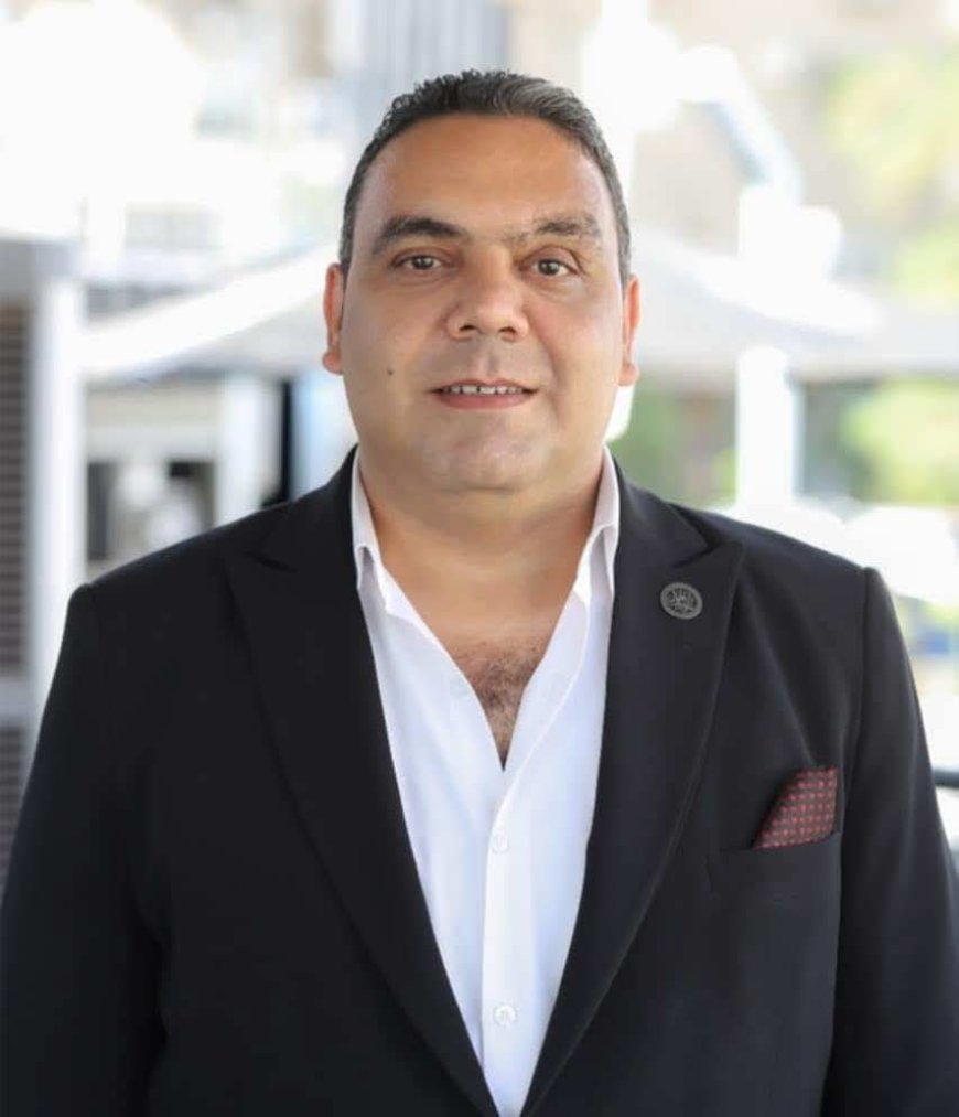 رئيس حى الساحل يضرب بيد من حديد ويزيل سوق محمد يوسف بعد حالة من الشلل المرورى " صور "