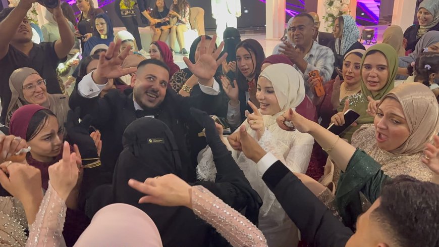 بحضور نخبة من رجال الدولة والإعلام.. عائلات مكي تهنئ عائلة الراحل المهندس أشرف حلمي بزفاف نجله المهندس محمد أشرف على الآنسة شروق