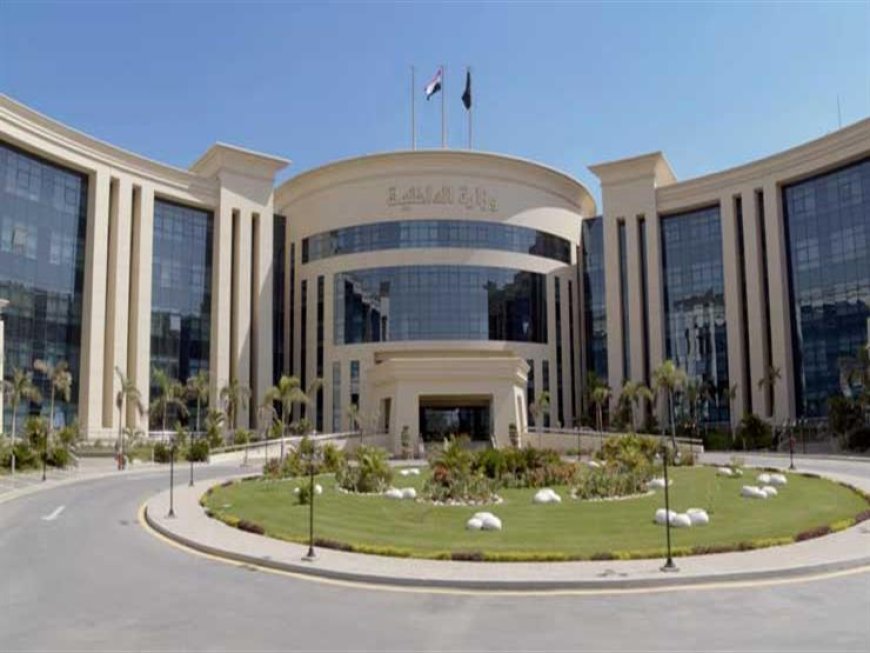 نماذج مشرفة في مرور عبود والتجمع الخامس والحدائق.. وتحديات تستوجب التطوير بمرور الأميرية