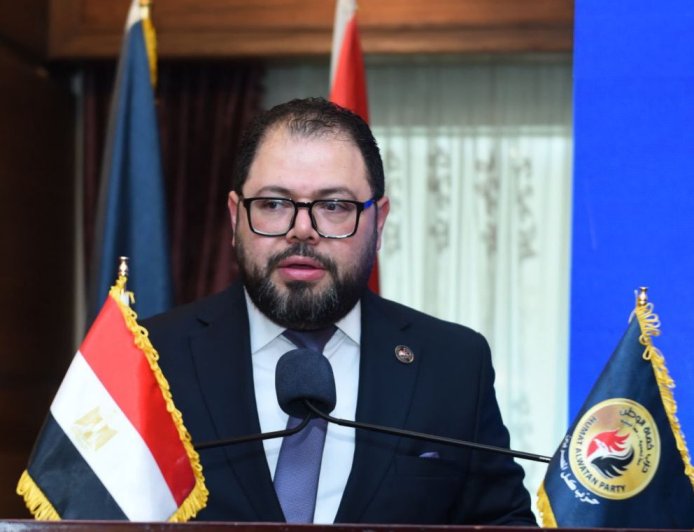 د. أيمن الدهشان: ثورة 30 يونيو أعادت بناء الدولة المصرية.. والحفاظ على الإنجازات مسؤولية الجميع
