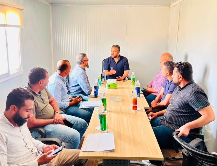 المهندس محمود مراد يتابع تقدم أعمال الطرق وشبكات الكهرباء بالأراضي المضافة بمنطقة الأمل سابقا