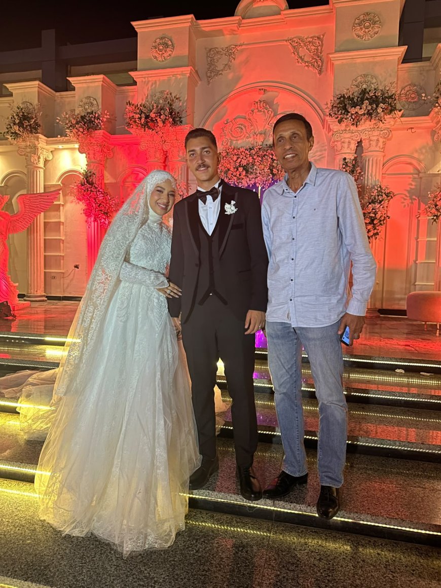 مصطفى مكي يهنئ العميد محمد أبوطالب بزفاف نجله الملازم أول رشاد محمد بقسم شرطة الخليفه