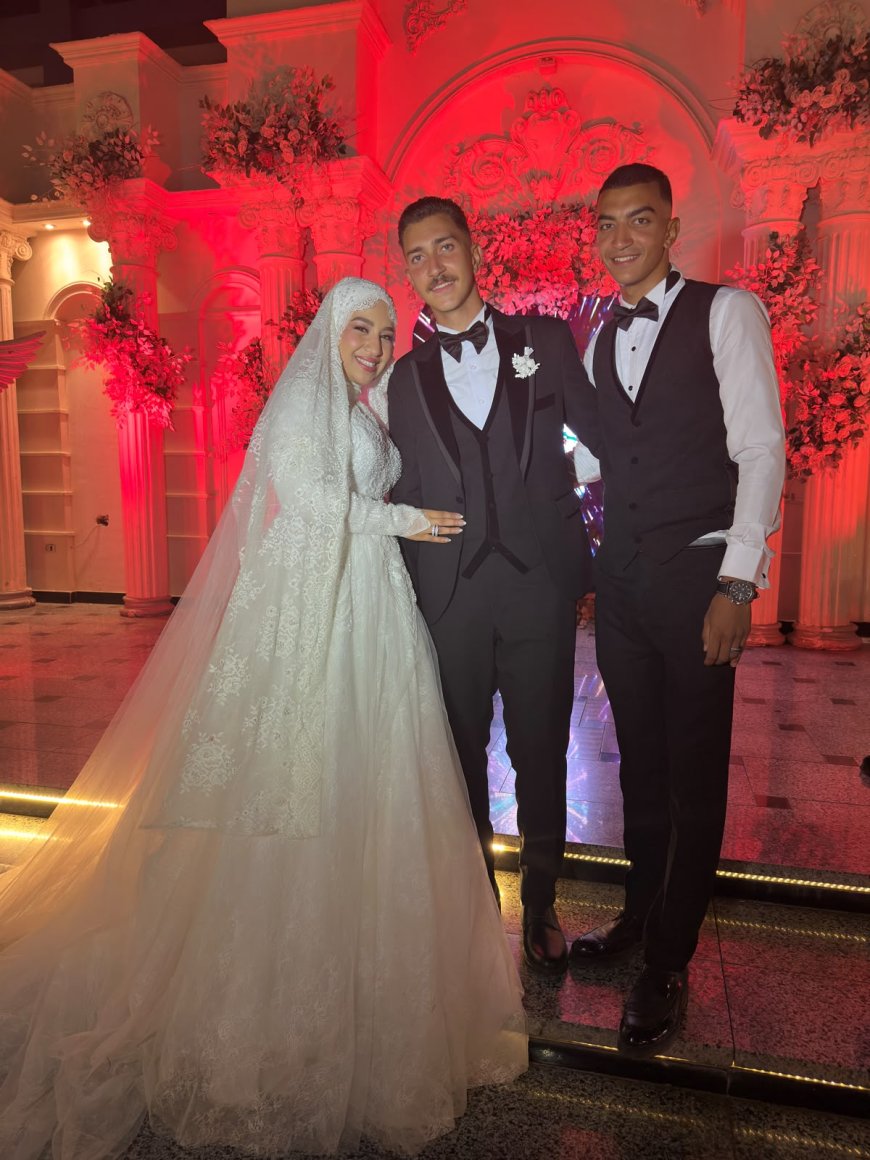 مصطفى مكي يهنئ العميد محمد أبوطالب بزفاف نجله الملازم أول رشاد محمد بقسم شرطة الخليفه