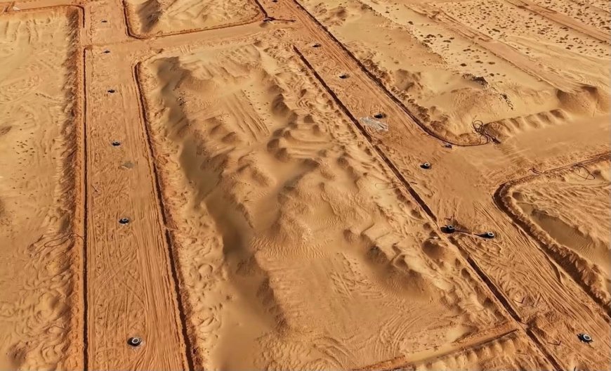 المهندس محمود مراد يتابع تقدم أعمال الطرق وشبكات الكهرباء بالأراضي المضافة بمنطقة الأمل سابقا