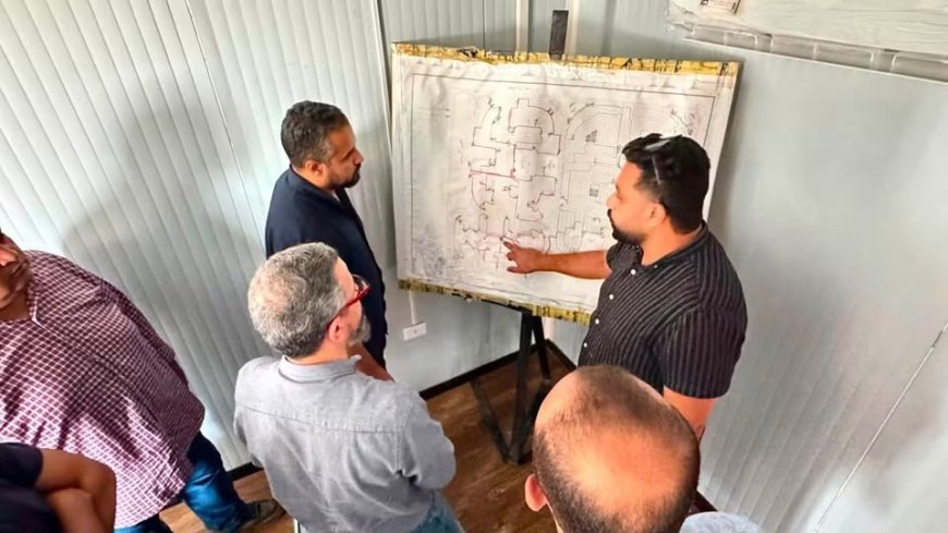 المهندس محمود مراد يتابع تقدم أعمال الطرق وشبكات الكهرباء بالأراضي المضافة بمنطقة الأمل سابقا