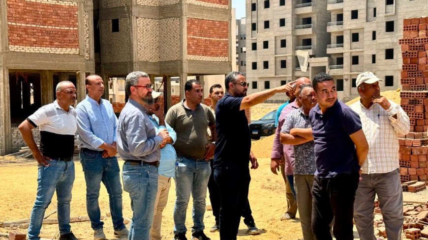 رئيس جهاز العبور الجديدة يتابع أعمال الطرق والكهرباء والإتصالات بعمارات المبادرة الرئاسية سكن كل المصريين