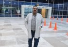 طبيب لا يعرف سوى النجاح والإنسانية.. مصطفى مكي يوجه رسالة تقدير للدكتور رومانى ثابت بعد جراحة والدته