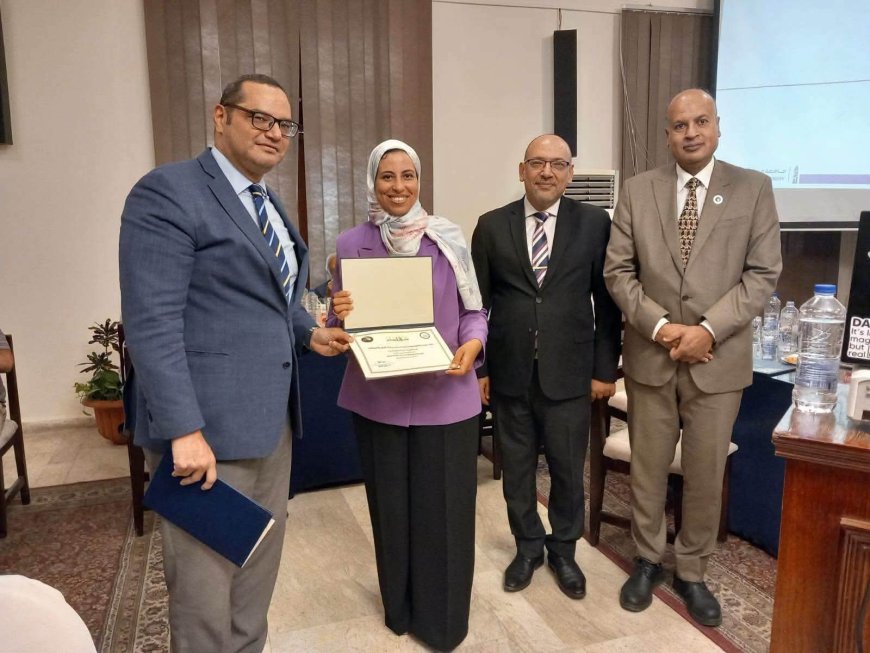 حقوق عين شمس تستقبل العام الدراسي ببحث آفاق تدشين فرع كلية القانون الأهلية وتكريم عدد من أعضاء هيئة التدريس المتميزين
