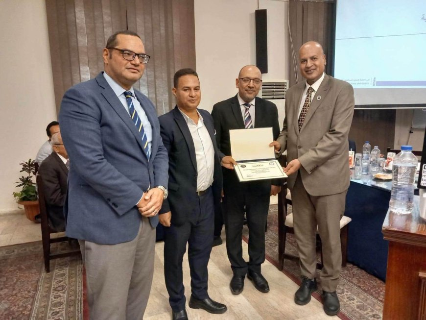 حقوق عين شمس تستقبل العام الدراسي ببحث آفاق تدشين فرع كلية القانون الأهلية وتكريم عدد من أعضاء هيئة التدريس المتميزين