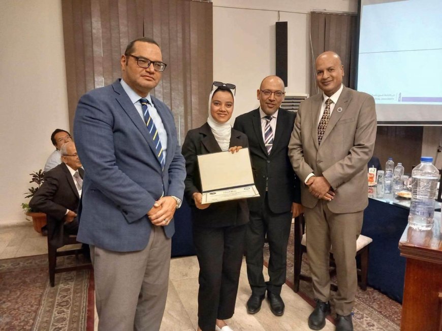 حقوق عين شمس تستقبل العام الدراسي ببحث آفاق تدشين فرع كلية القانون الأهلية وتكريم عدد من أعضاء هيئة التدريس المتميزين